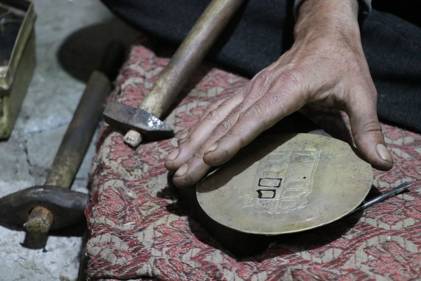 Crafting Tranquility: The Artisan's Journey with Unnamra