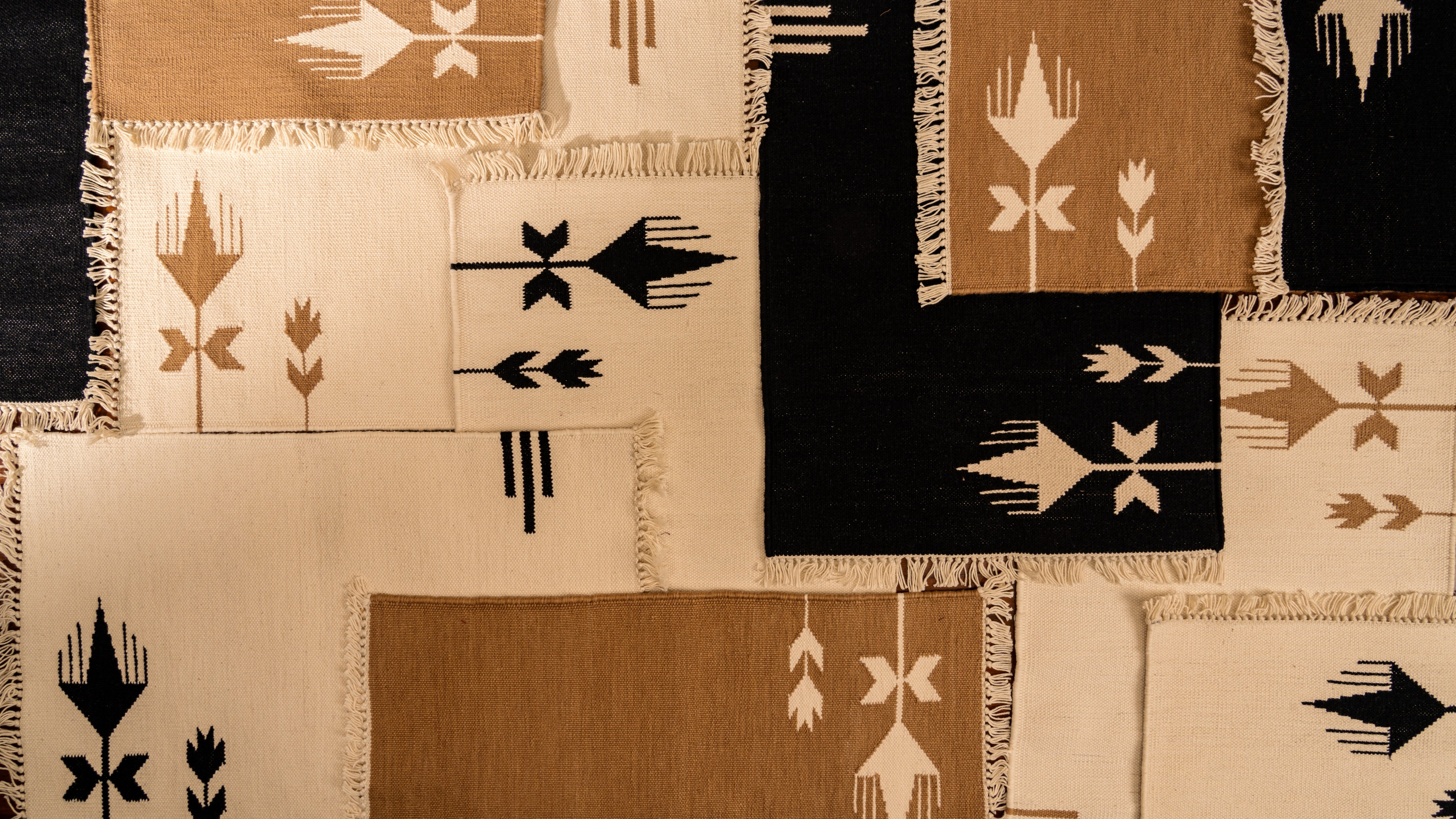 TABLE LINEN