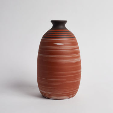 KARDA VASE (MEDIUM)