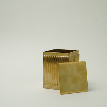 VARGA ( FRUIT BOX)