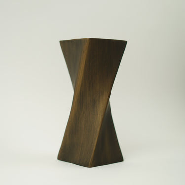 PRAVAHA HOUR-GLASS VASE