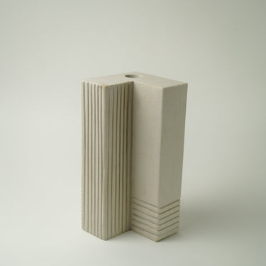 SHILA ANGLED VASE