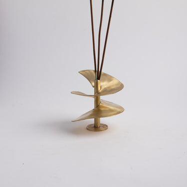KUNDALI INCENSE HOLDER